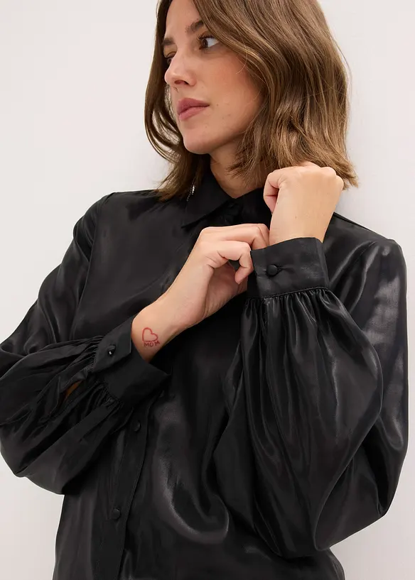 Skjortebluse i blank sateng, bonprix
