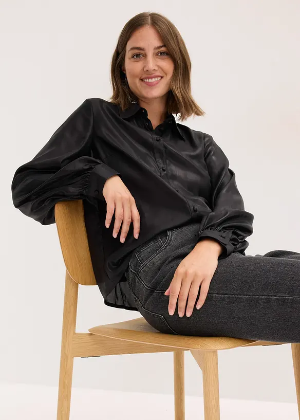 Skjortebluse i blank sateng, bonprix