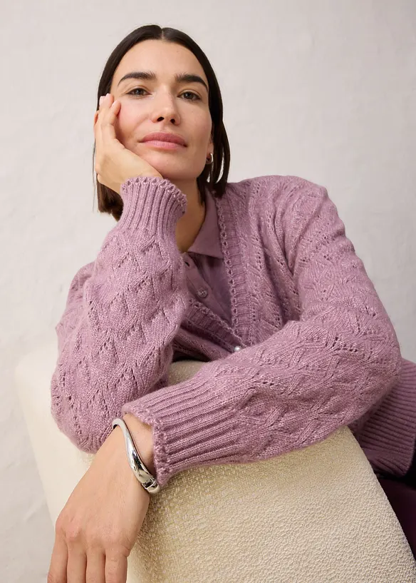 Cardigan med ull og hullmønster, bonprix