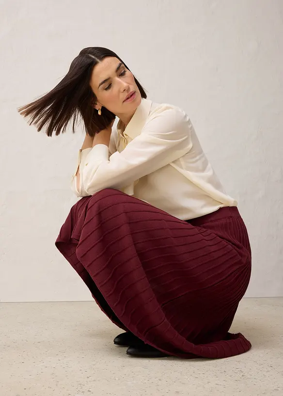 Strikket skjørt med merinoull, bonprix