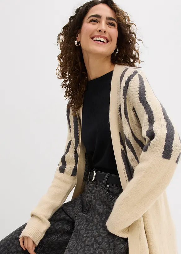 Strikket k&aring;pe med sebratrykk, bonprix