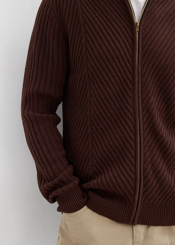 Ribbet strikkejakke av bomullsmiks, bonprix