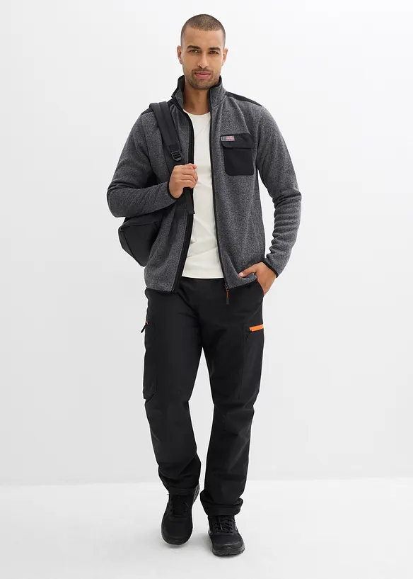 Jakke i strikket fleece med praktiske lommer og sporty detaljer, bonprix