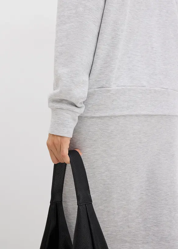 Sweatshirt med nagler, bonprix