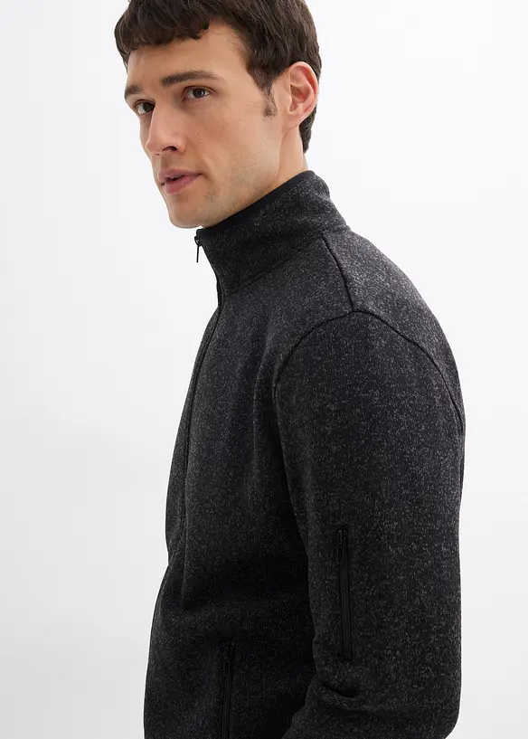 Fleecejakke i strikket materiale med praktiske glidelåslommer, bonprix