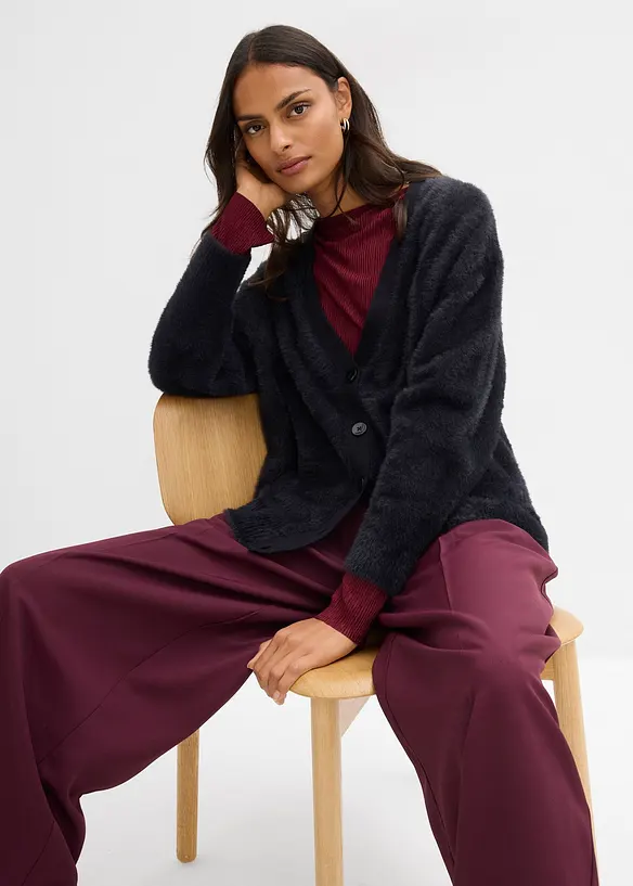 Strikkejakke av viskosemiks, bonprix