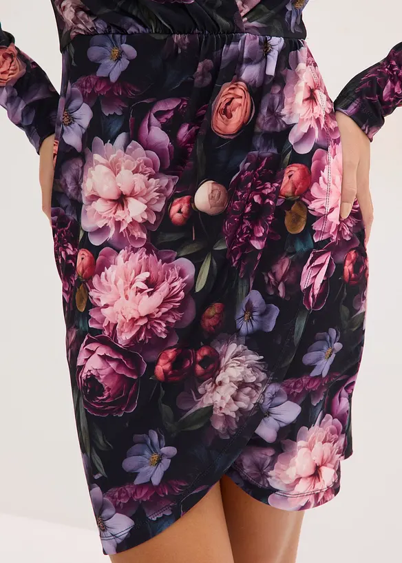 Figurnær minikjole med dyp utringning, bonprix