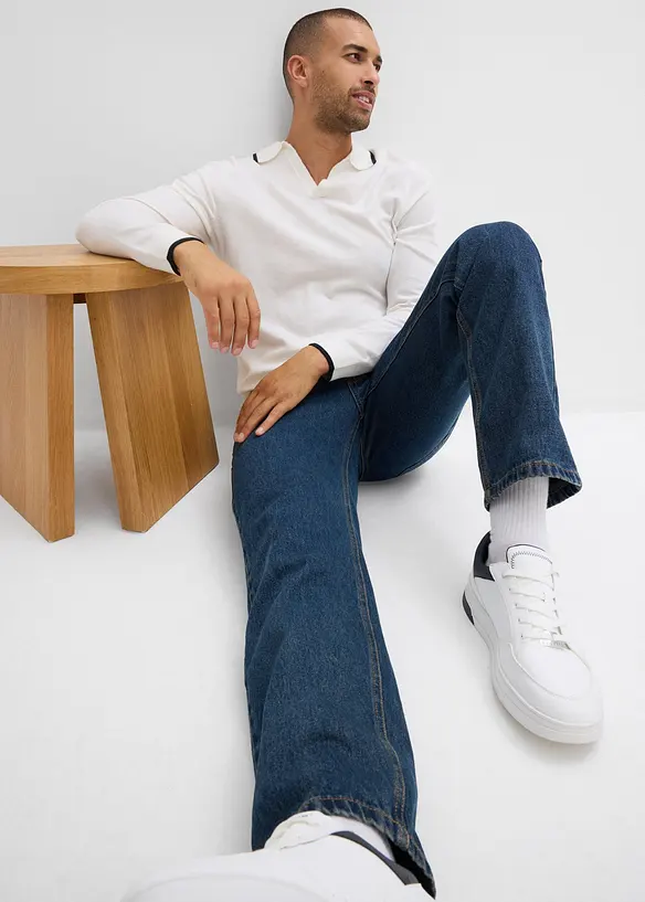 Finstrikket genser med kontrastdetaljer, bonprix