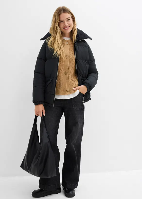 Vattert jakke med pilékrage, bonprix