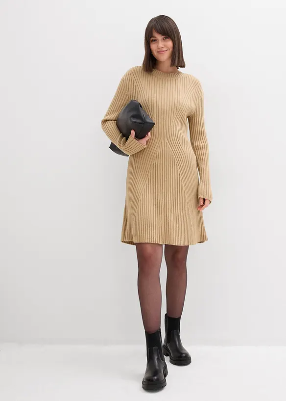 Strikket minikjole i myk viskosemiks, bonprix