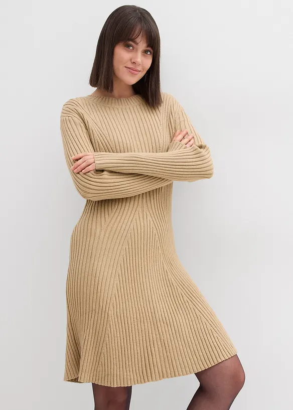 Strikket minikjole i myk viskosemiks, bonprix