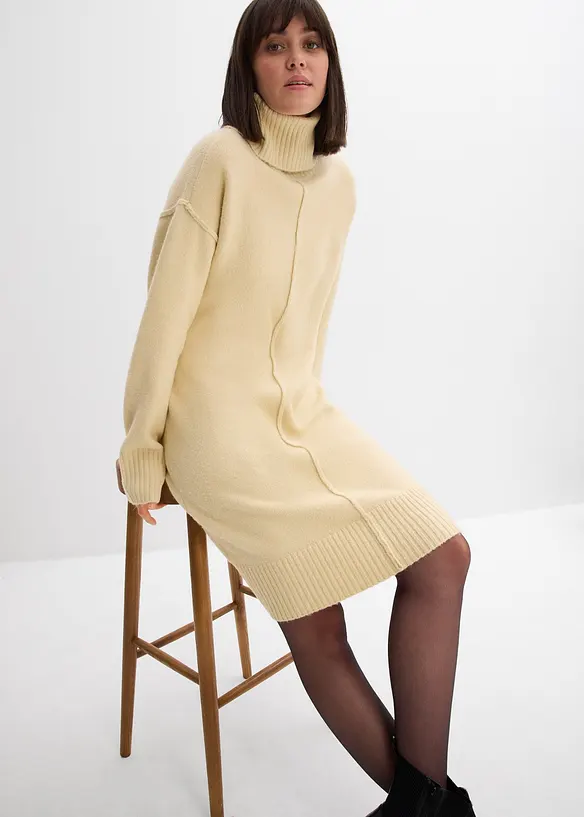 Strikket kjole med pyntesøm, bonprix