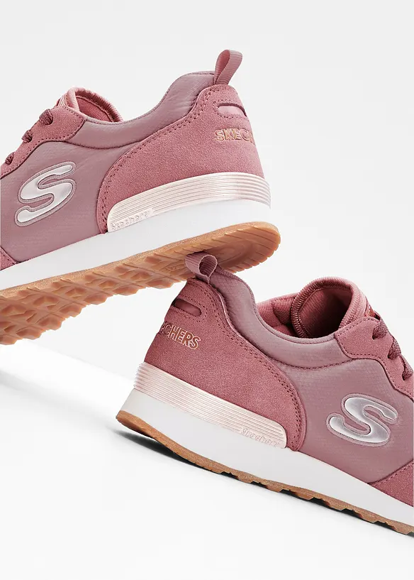 Sneakers med memoryskum fra Skechers, Skechers