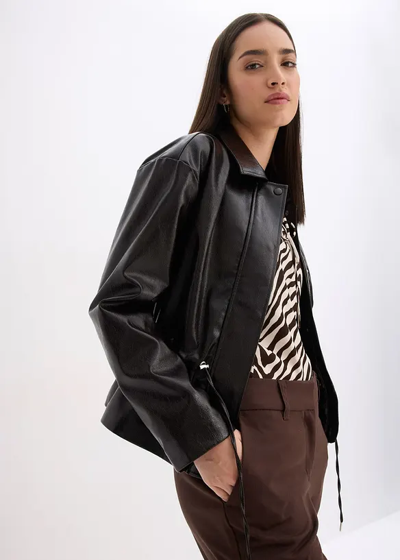 Jakke i imitert lakkskinn, bonprix