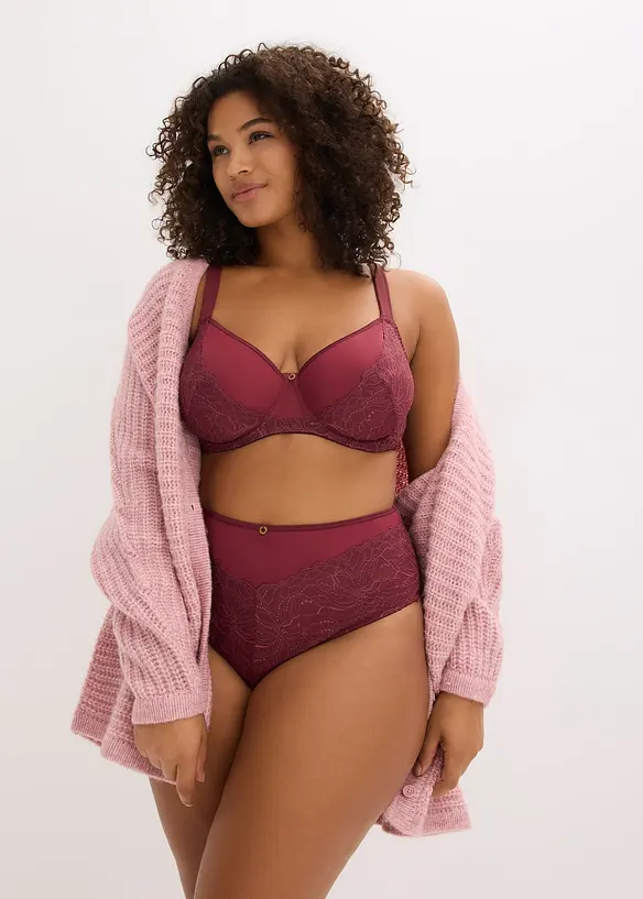 Høy truse med delikate blonder, bonprix