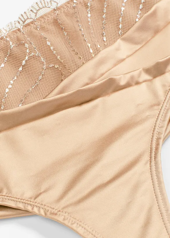 String-panty med sømløst bakstykke, bonprix