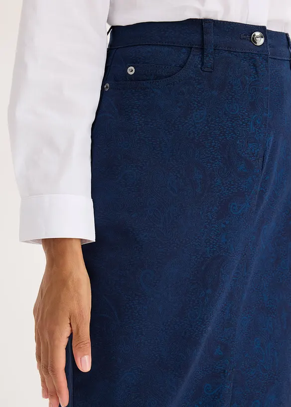 Stretchy skj&oslash;rt i bomullsmateriale, bonprix