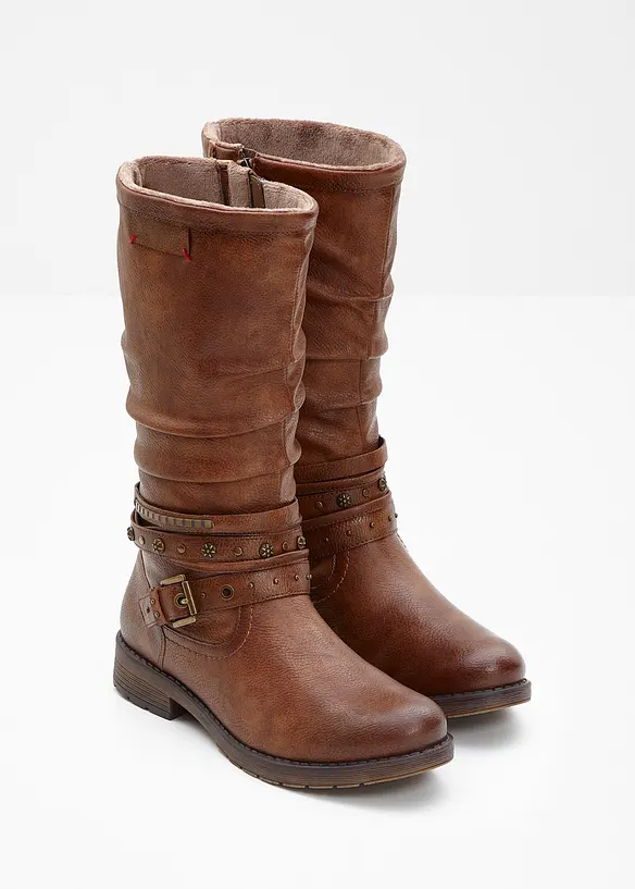 Støvletter fra Mustang, Mustang