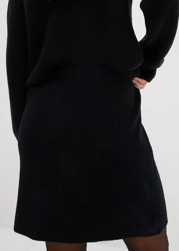 Kort, strikket skj&oslash;rt, bonprix