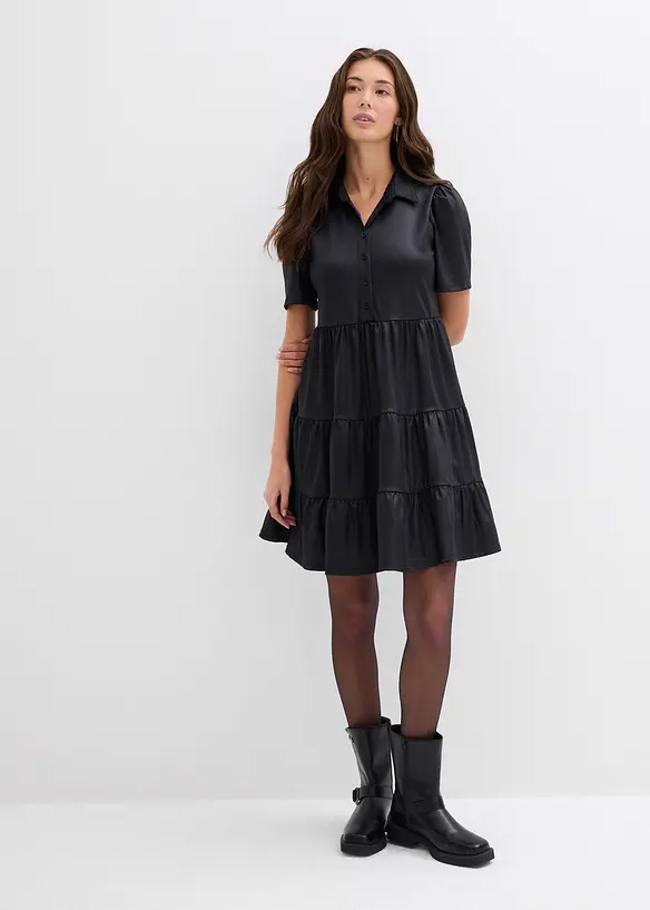 Minikjole av materiale med glans, bonprix