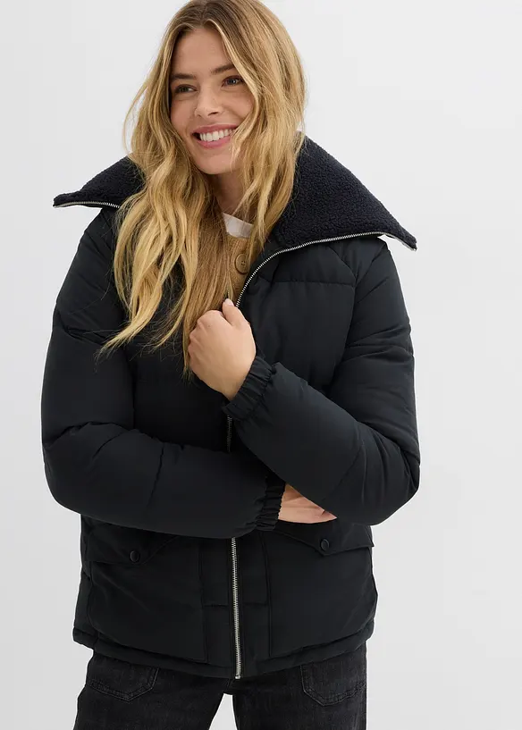 Vattert jakke med pil&eacute;krage, bonprix