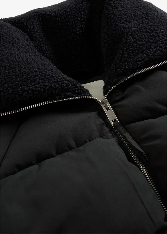 Vattert jakke med pil&eacute;krage, bonprix