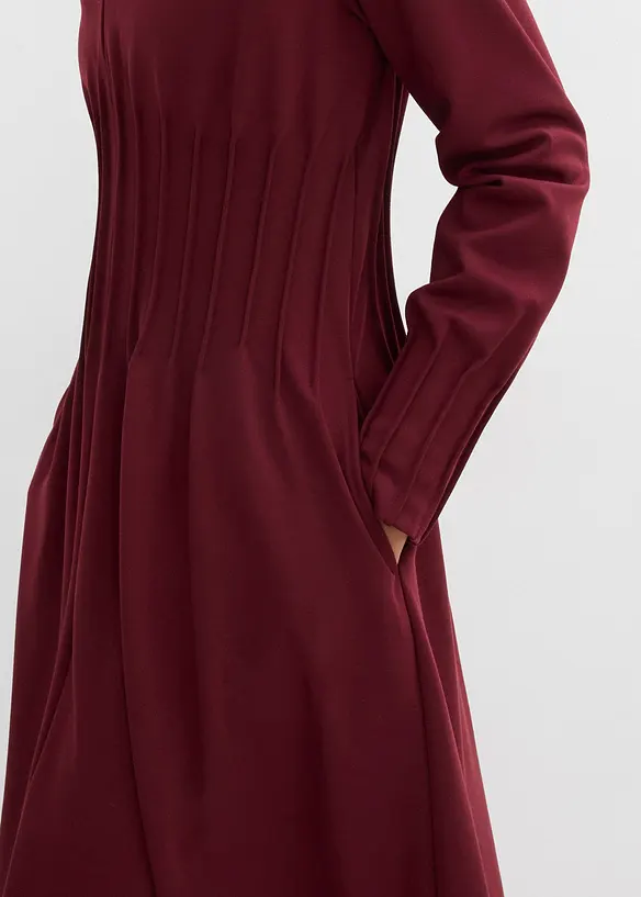 Behagelig kjole i viskosemiks med fine folder, bonprix