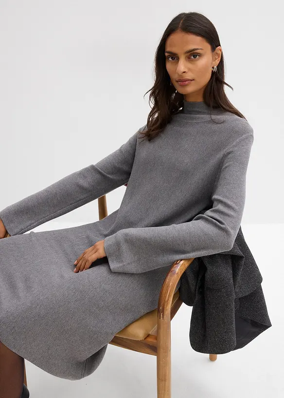 Strikket kjole i viskosemiks og A-fasong, bonprix