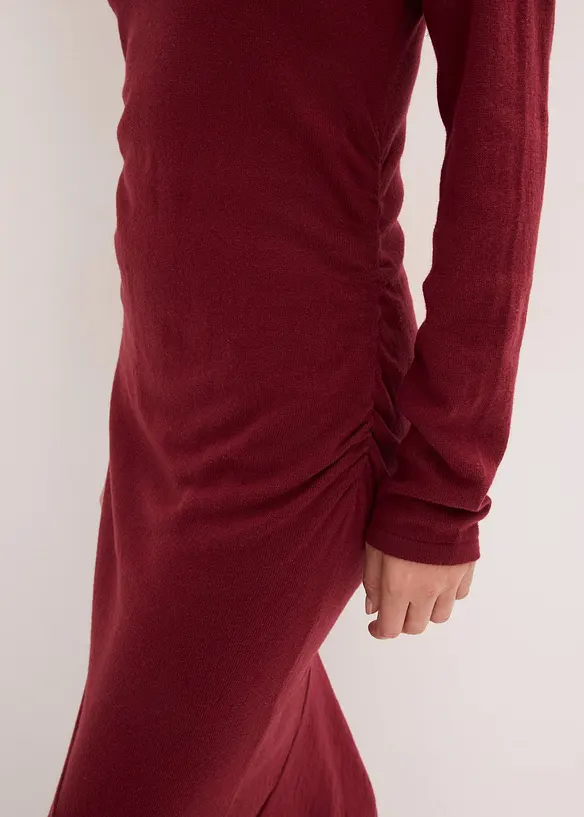 Strikkekjole med asymmetrisk fald av bomull og kasjmir, bonprix