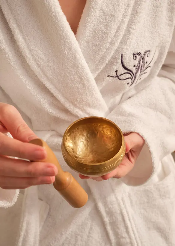 Pyntegjenstand klangsk&aring;l med trepinne, bonprix