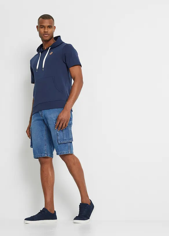 Kortermet hettegenser, bonprix