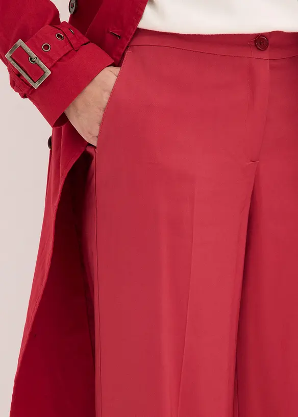 Bukse i lett viskose med vide ben, bonprix