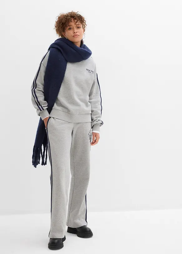 Oversized sweatshirt i myk bomullsmiks, bonprix