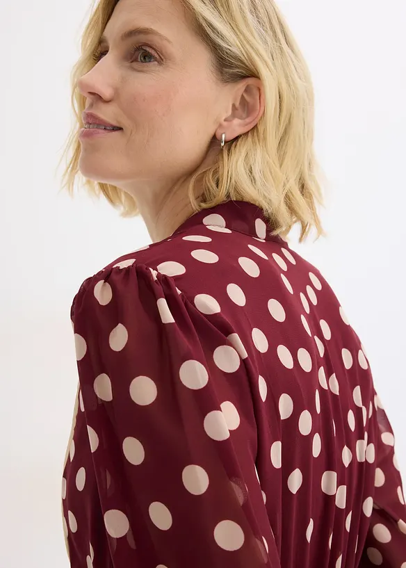 Chiffonkjole med kontrastpiping, bonprix