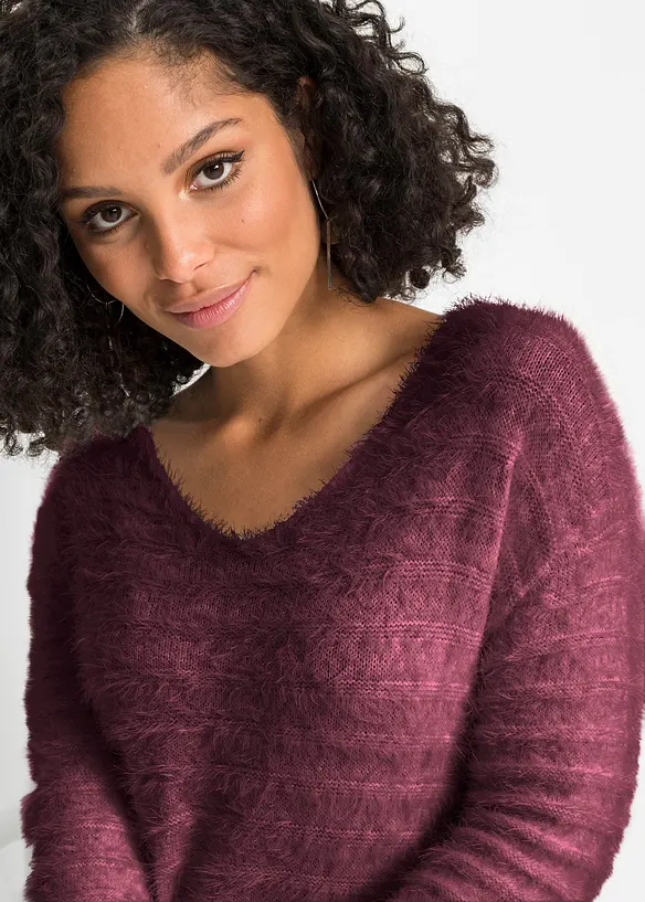 Lang, fluffy genser, bonprix