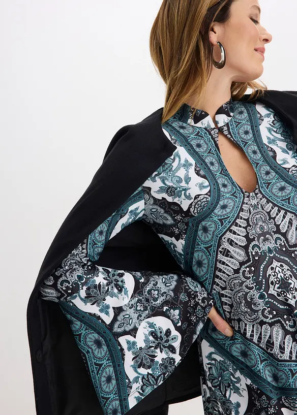 Jerseykjole med st&aring;krage og volangermer, bonprix