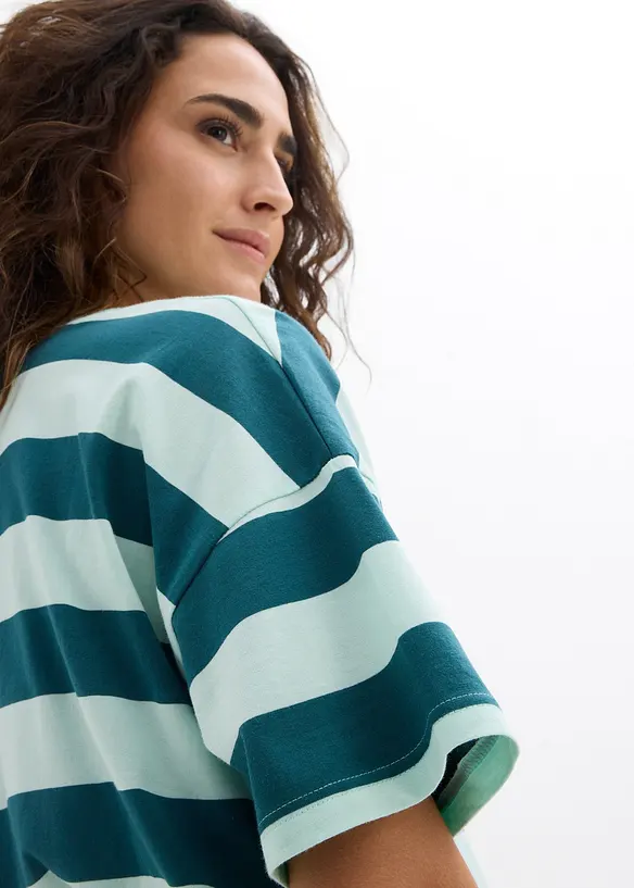 Oversized topp i 100% &oslash;kologisk bomull, bonprix