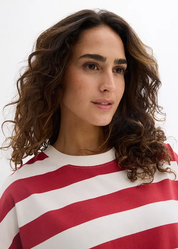 Oversized topp i ren &oslash;kologisk bomull, bonprix