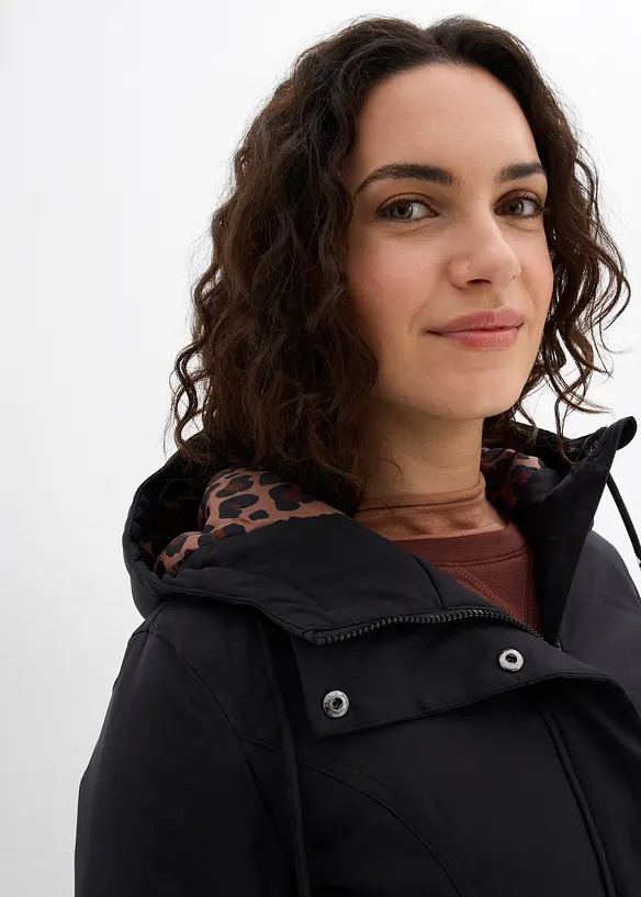 Kort, vannavvisende k&aring;pe med belte, leopardm&oslash;nstret f&ocirc;r, bonprix