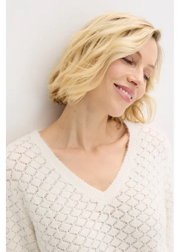 Genser med hullm&oslash;nster og fj&aelig;rgarn, bonprix