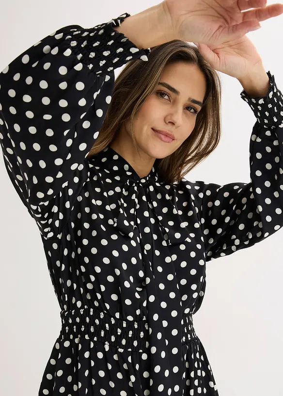 Kjole med sl&oslash;yfekrage av fint fallende sateng, bonprix