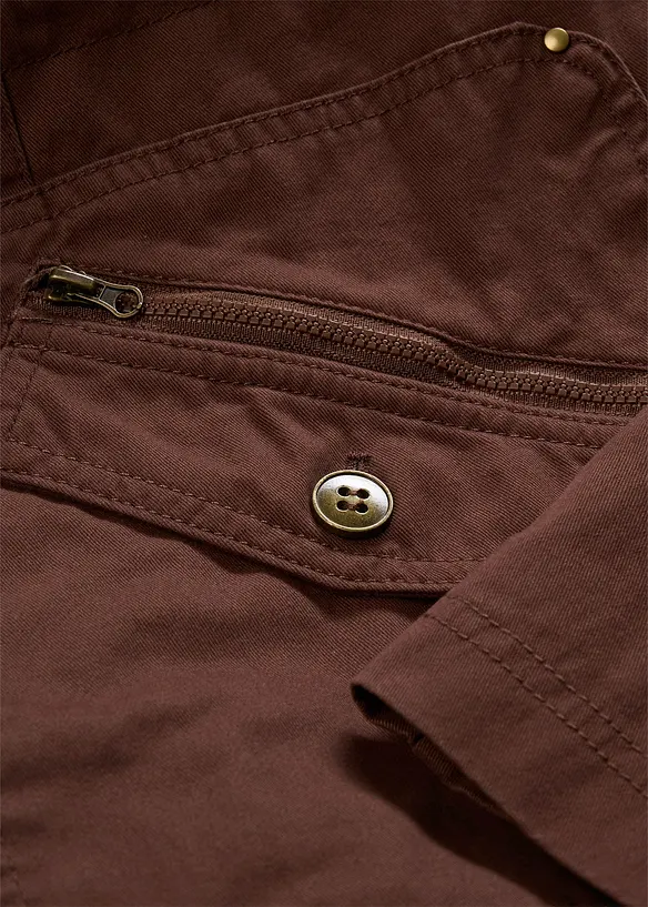 Kort bomullsparkas med st&aring;krage, innsvinget, bonprix