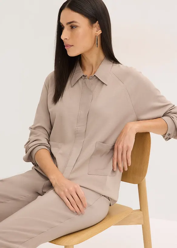 Lett jakke av Punto di Roma-materiale med satengbesetning, bonprix