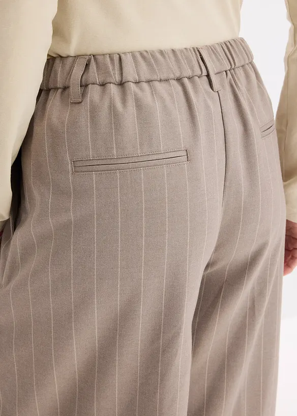 Bermudashorts med pin stripes og legg, bonprix