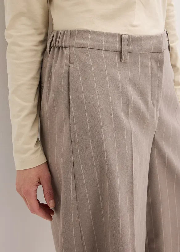 Bermudashorts med pin stripes og legg, bonprix