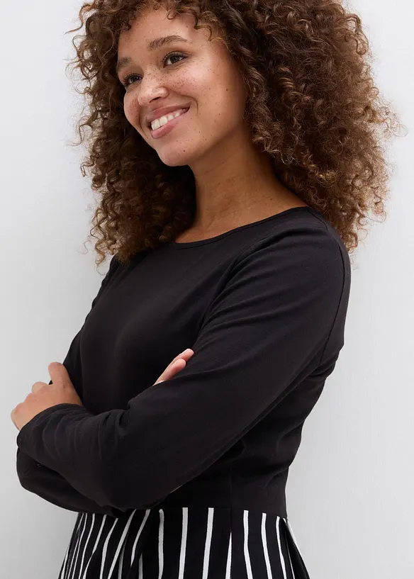 Trikotkjole i bomull, midi-lengde, bonprix