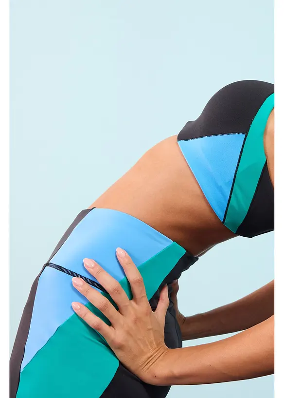 Vattert trenings-BH med middels hold, bonprix