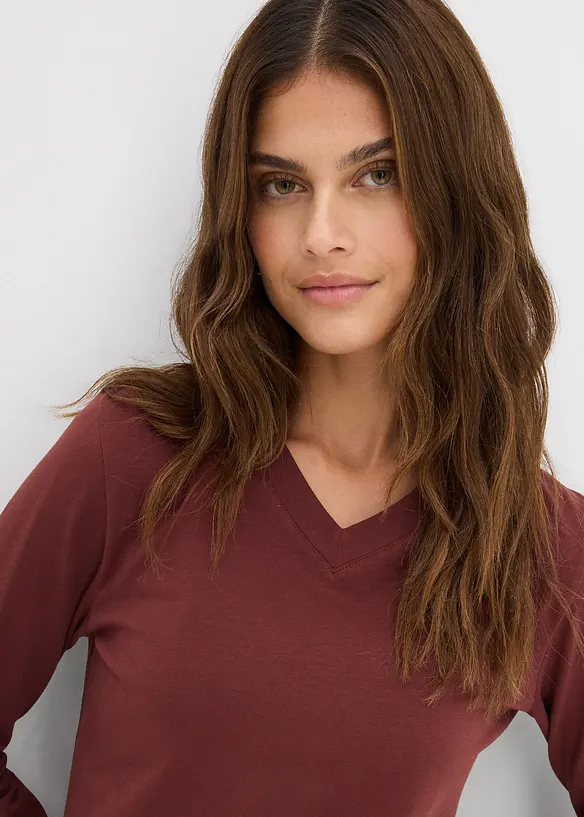 Langermet topp i figurn&aelig;r modell, bonprix