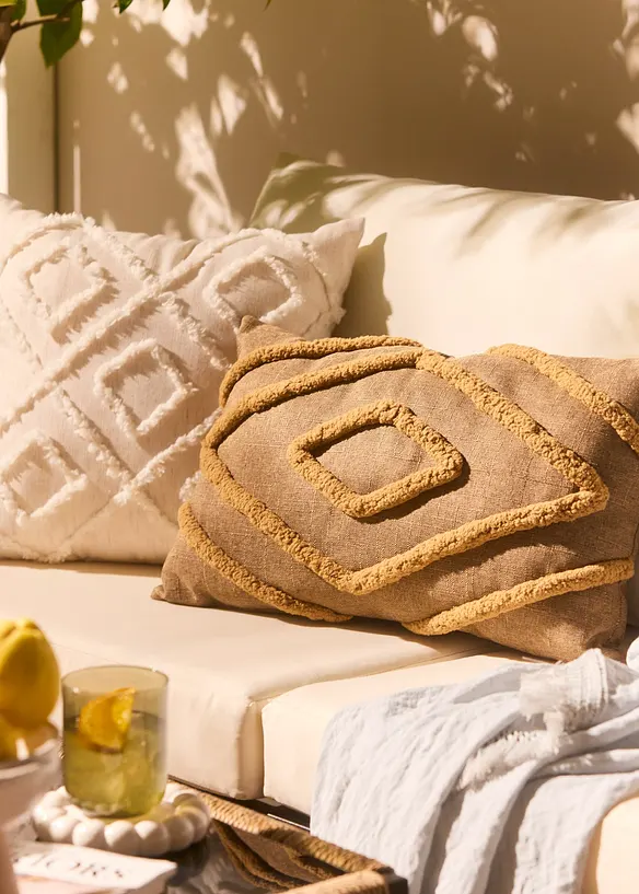 Pyntepute med relieffm&oslash;nster, bonprix