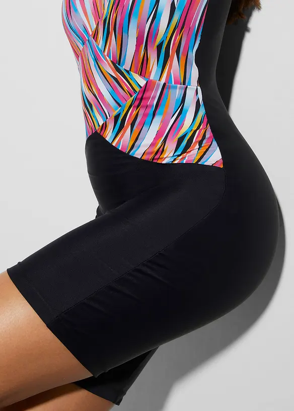 Shape-badedrakt med ben, lett formende, bonprix